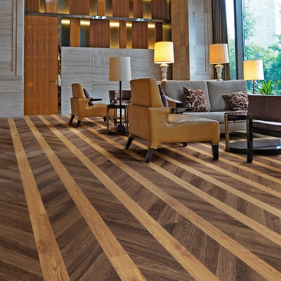 Polyflor Expona Commercial 2017 - настил мозаикой имитирующей мозаичный художественный паркет Polyflor Expona Commercial 2017 - настил мозаикой имитирующей мозаичный художественный паркет
